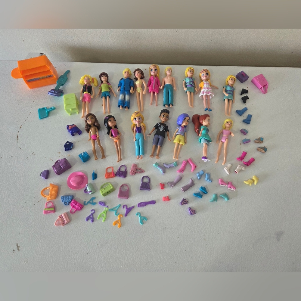 Polly Pocket Dolls And Accessories